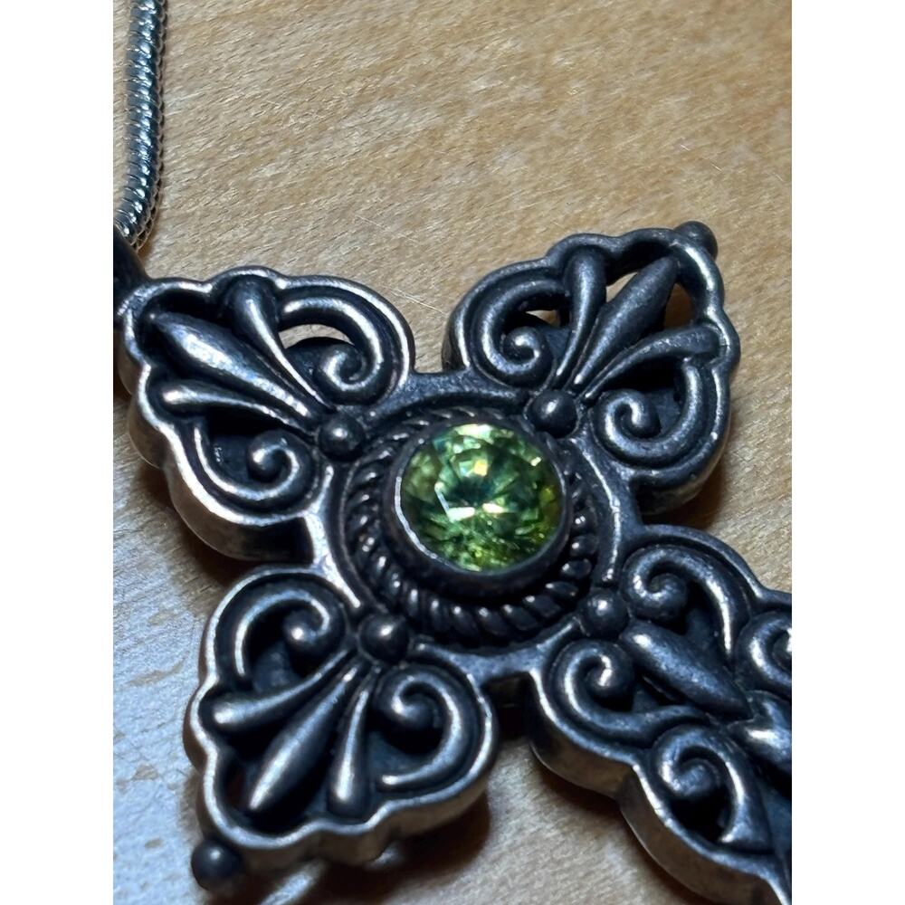 Vintage Hefty 925 Sterling Silver Ornate Green Peridot Cross Necklace 18" - Picture 8 of 15
